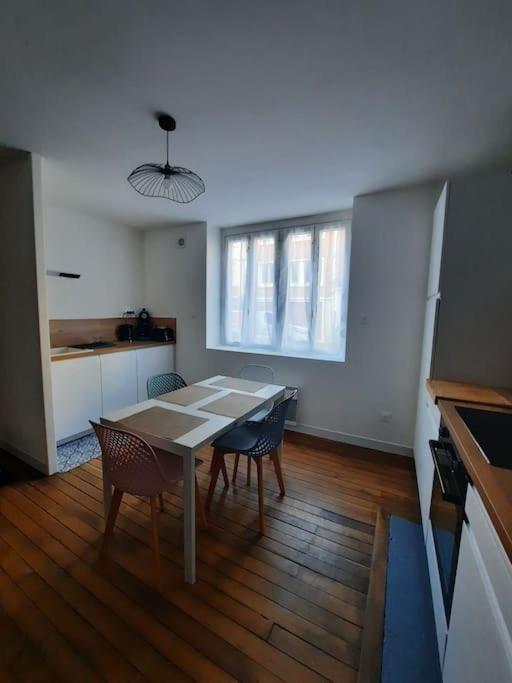 Appartement Calais Eksteriør bilde